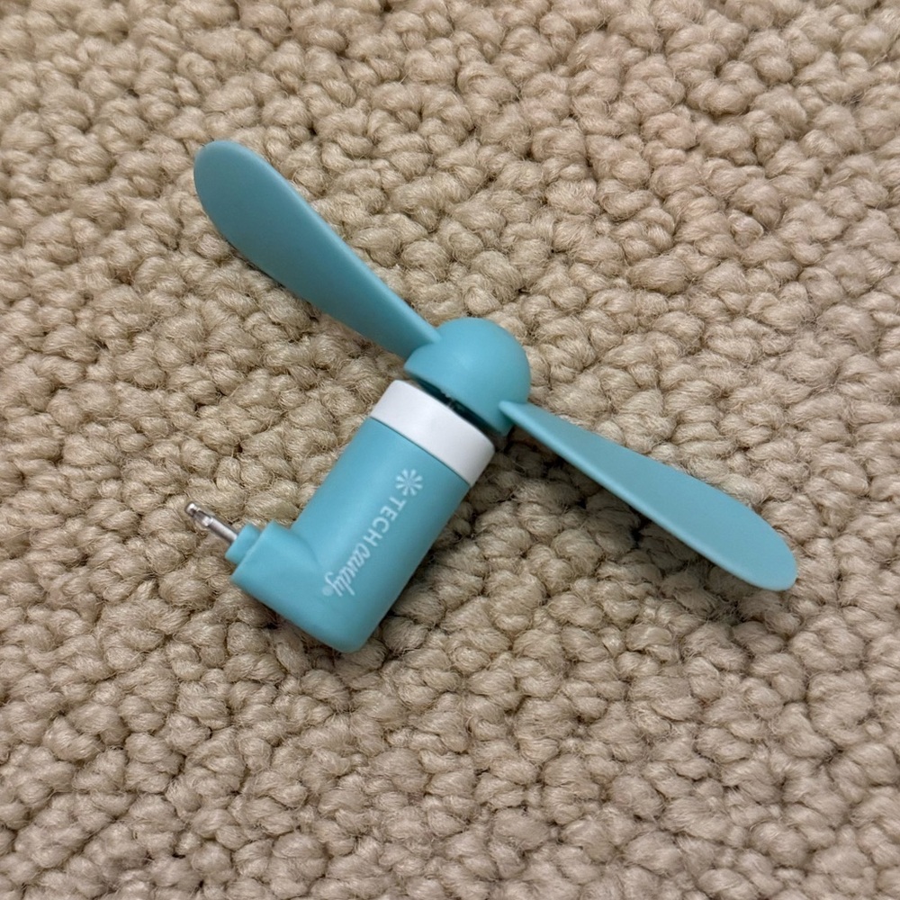 portable blue mini fan for iphone - techkey!